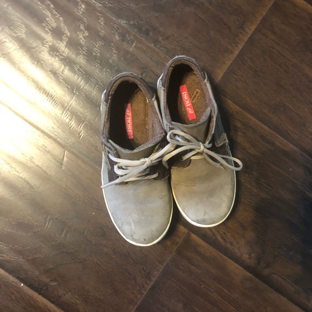 Bosi shoes